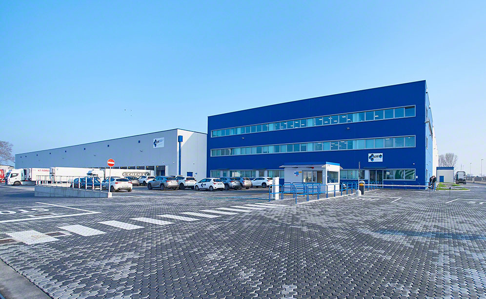 L'entrepôt de Bomi Group à Spino d'Adda (nord de l'Italie)